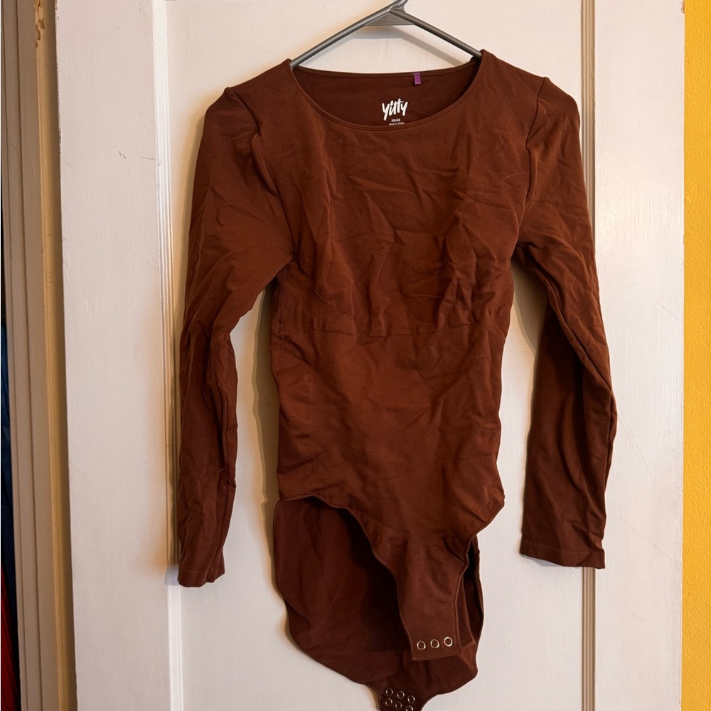 YITTY Chocolate Brown Top